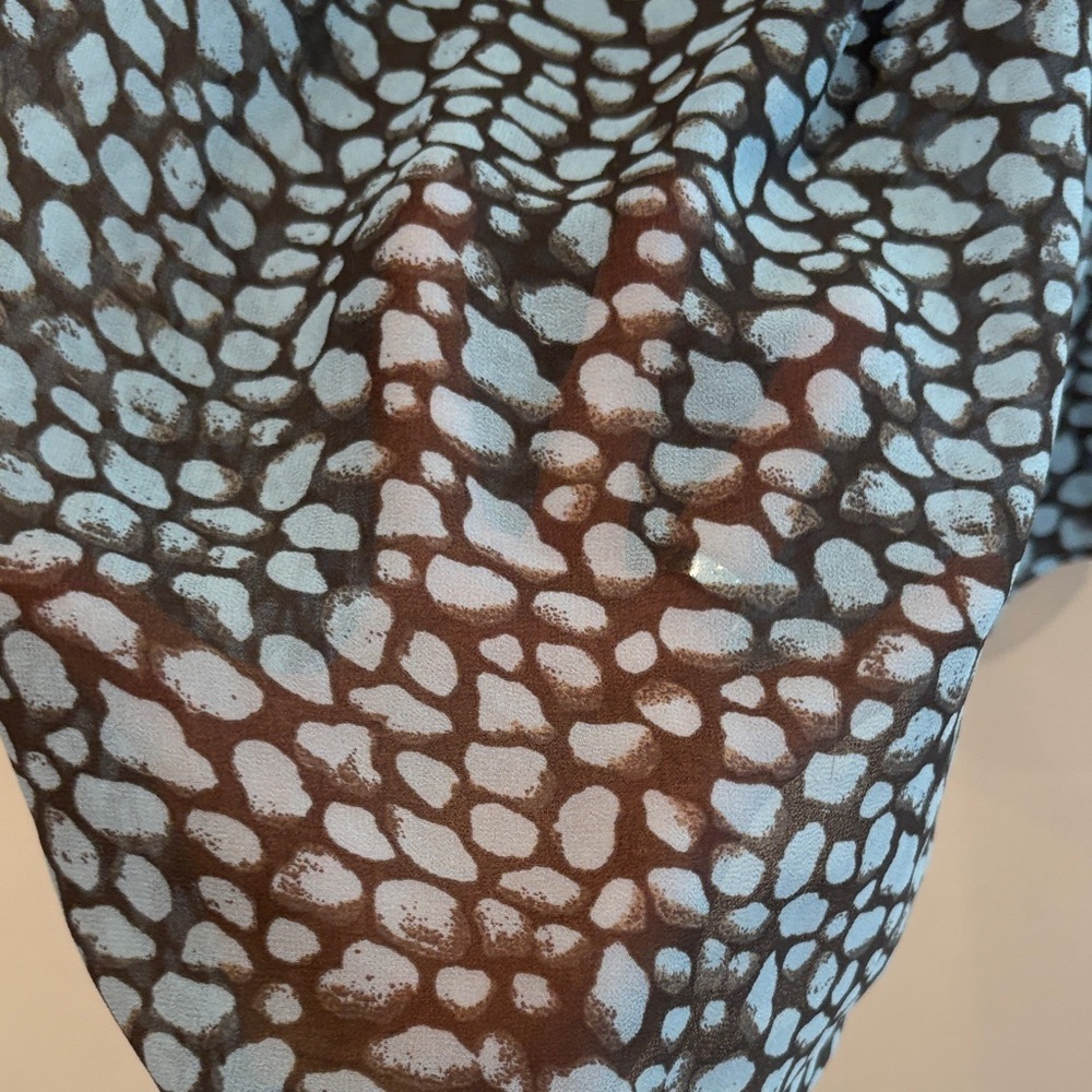 Moda International Black And Blue Patterned Top View 5